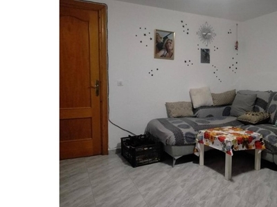 Venta de Piso en Algeciras zona Tropezón-perlita