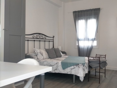 Habitación en piso compartido en Zaragoza