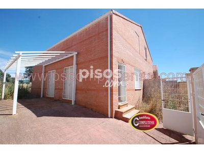 Casa pareada en venta en Urb. Valcastillo