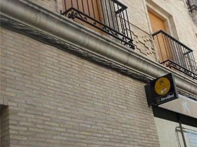 Piso de alquiler en Calle Ramón y Cajal, Fuentes de Ebro