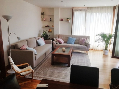 Alquiler de dúplex en Valdenoja - La Pereda de 4 habitaciones con terraza y garaje