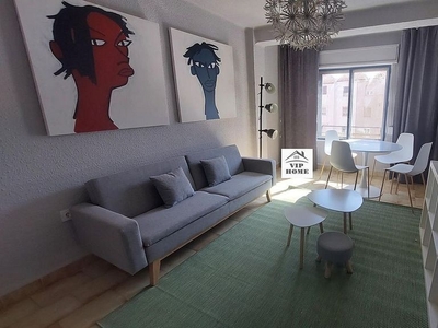 Alquiler de piso en Carretas - Huerta de Marzo - La Pajarita de 3 habitaciones con muebles y balcón