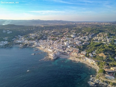 Cómodo apartamento de 2 dormitorios, a pocos pasos de la playa de Canadell, con