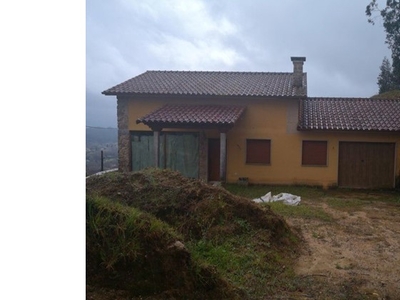 Casa para comprar en Puenteareas, España