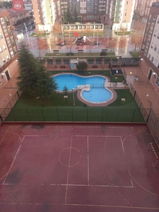 Venta de dúplex en Santa Cruz - Industria - Polígono Campollano de 4 habitaciones con terraza y piscina