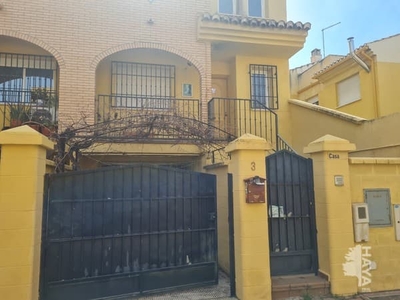 Chalet adosado en venta en Calle Emilio Prados, Bajo, 18140, Zubia La (Granada)