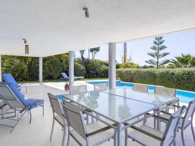 Estepona villa en venta