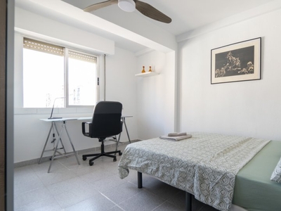 Habitaciones en apartamento de 3 dormitorios en Rascanya, Valencia