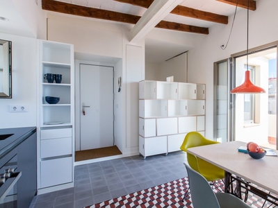 Moderno apartamento estudio en alquiler, La Barceloneta.