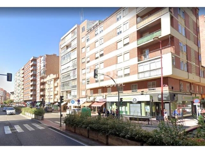 Piso en alquiler en Avenida de Palencia