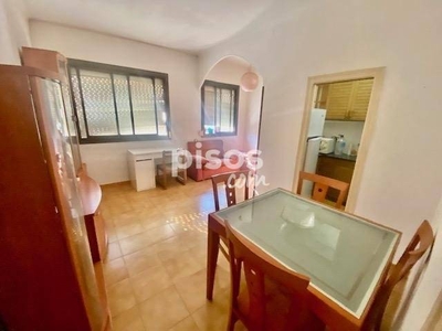 Piso en venta en Avenida de La Mare de Déu de Montserrat