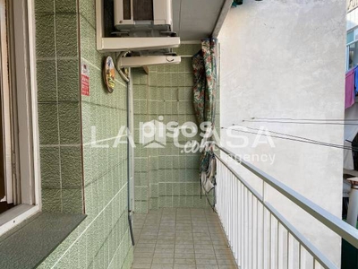 Piso en venta en Carrer de Campreciós