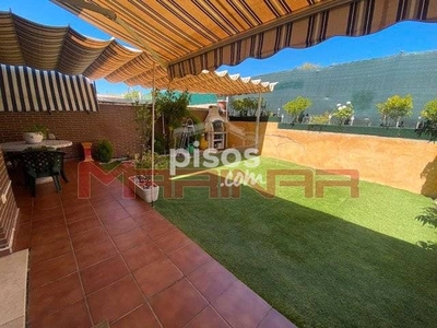 Casa adosada en venta en Seseña - Valle Grande