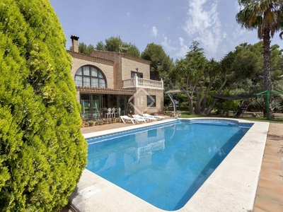 Casa de 499 m² en venta en La Cañada, Valencia