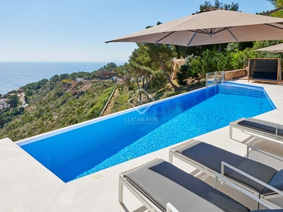 Casa / villa de 528m² en venta en Santa Eulalia, Ibiza