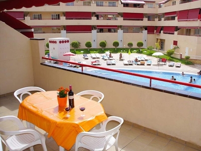 Alquiler de piso en calle Caleta del Jurado de 1 habitación con piscina y muebles
