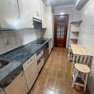 Alquiler de piso en calle Martín Echegaray de 3 habitaciones con garaje y muebles