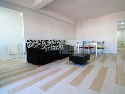 Alquiler de piso en Salgueira - O Castaño de 3 habitaciones con terraza y garaje
