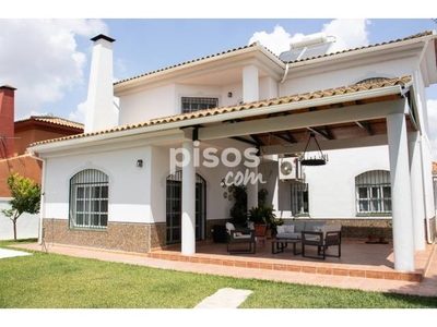 Chalet en venta en Calle Alisma, cerca de Calle de Aldebarán