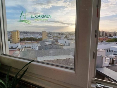 Venta Piso Sevilla. Piso de dos habitaciones Octava planta con balcón