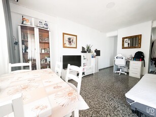 Piso 3 habitaciones de 80 m² en Málaga (29003)