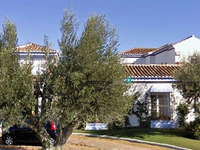 Alquiler Casa unifamiliar San Roque.