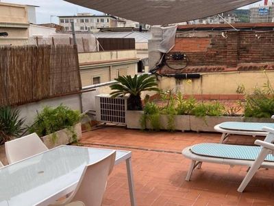 Alquiler Piso Barcelona. Piso de una habitación Cuarta planta con terraza