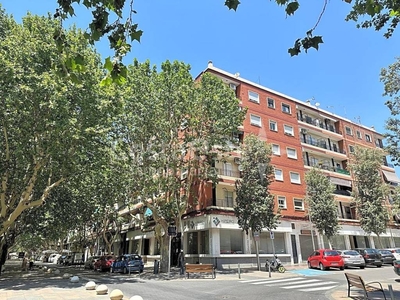 Venta Piso Quart de Poblet. Piso de tres habitaciones en Avinguda Sant Onofre. Primera planta con terraza