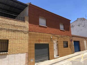 Chalet adosado en venta en Calle Fernan Gonzalez, 13500, Puertollano (Ciudad Real)