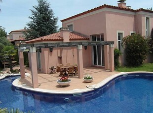 Villa 6-8 p. con piscina privada en club de Golf