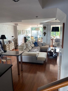 Alquiler casa adosada con 3 habitaciones amueblada con parking y aire acondicionado en Benalmádena