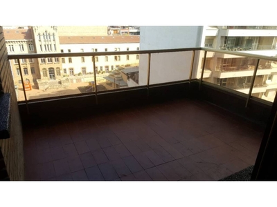 Alquiler de piso con terraza en Centre Històric (Lleida)