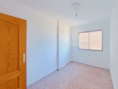 Alquiler piso con 3 habitaciones con ascensor en Málaga