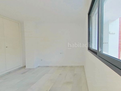 Alquiler piso con 3 habitaciones con piscina, calefacción y aire acondicionado en Valencia