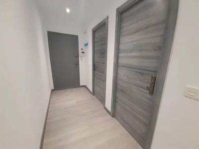 Alquiler Piso Valladolid. Piso de tres habitaciones Cuarta planta con balcón