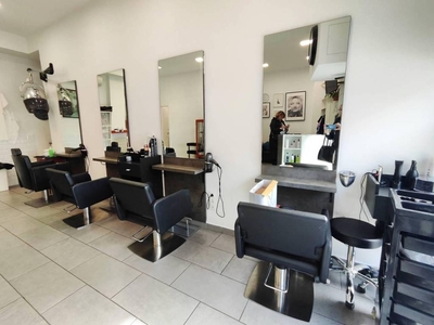 Local comercial Calle Segre Barcelona Ref. 93787665 - Indomio.es