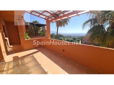 Piso ático en venta en Huerta del Prado-La Montua, Marbella