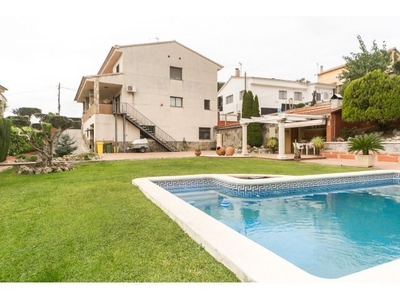 Preciosa casa en Can Villalba con piscina!!