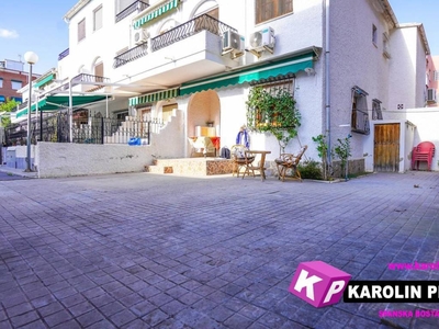 Venta Casa unifamiliar en Calle Villajoyosa Santa Pola. Con terraza 70 m²