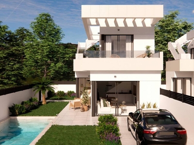 Venta Chalet Los Montesinos. Nueva 106 m²