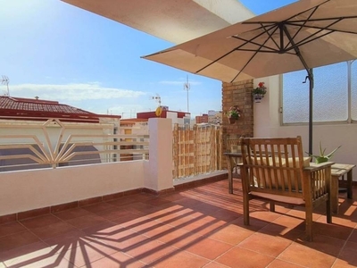 Venta Piso Alicante - Alacant. Piso de tres habitaciones en Paseo Campoamor 10. Muy buen estado cuarta planta con terraza calefacción individual