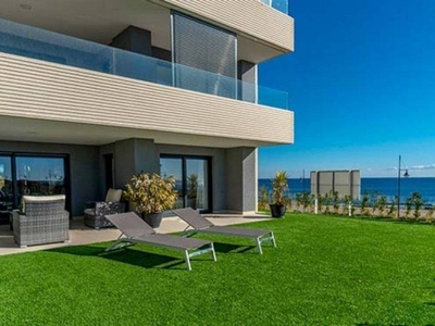 Venta Piso Orihuela. Piso de tres habitaciones Con terraza