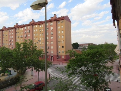 Venta Piso San Vicente del Raspeig - Sant Vicent del Raspeig. Piso de tres habitaciones Con terraza