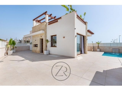 Villa en Venta en Vera Playa, Almería