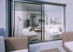 Apartamento con 2 habitaciones con ascensor, parking y aire acondicionado en Fuengirola