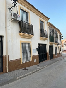 Venta de piso con terraza en Guadalcázar