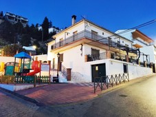 Casa-Chalet en Venta en Alfacar Granada