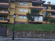 Venta Piso Villafranca del Bierzo. Piso de tres habitaciones Segunda planta con terraza