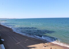 Apartamento totalmente reformado - frontal al mar en Tavernes de la Valldigna