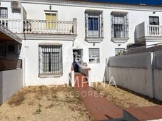 Casa adosada en venta en Calle de Maestro Don Antonio Pérez Ruiz